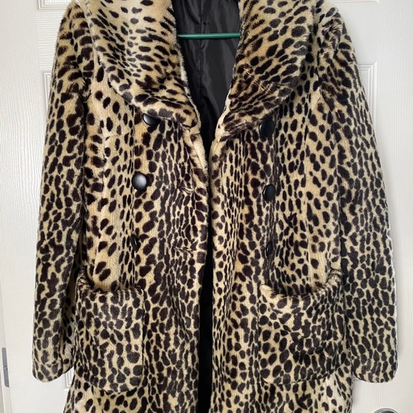 Faux Fur Ocelot Print Sparkle & Fade NWOT XS - Picture 3 of 6